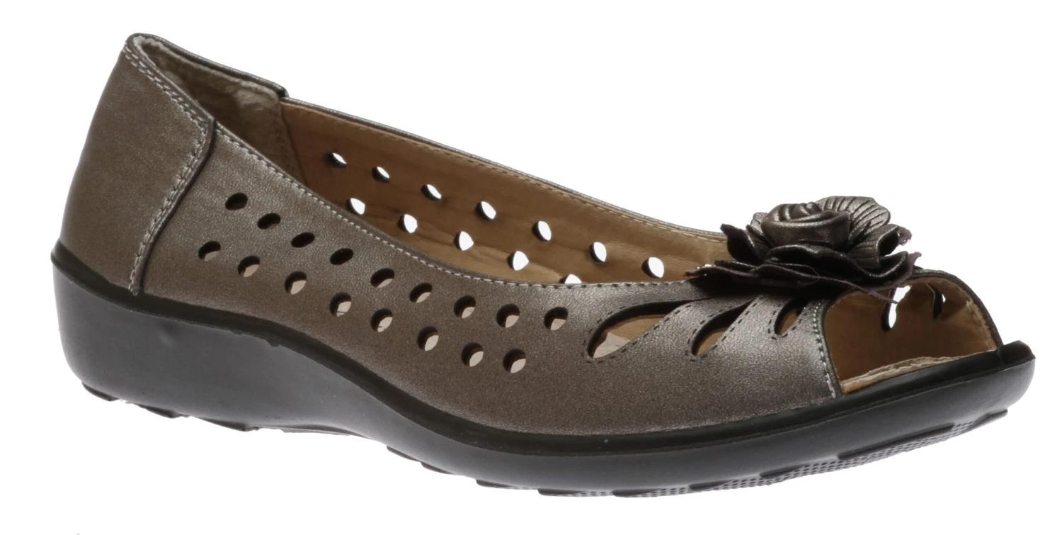 Shoe Pewter 3 Shoe Pewter